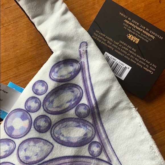 Bark box wearable squeaky dog toy award show M/F M - Picture 4 of 7